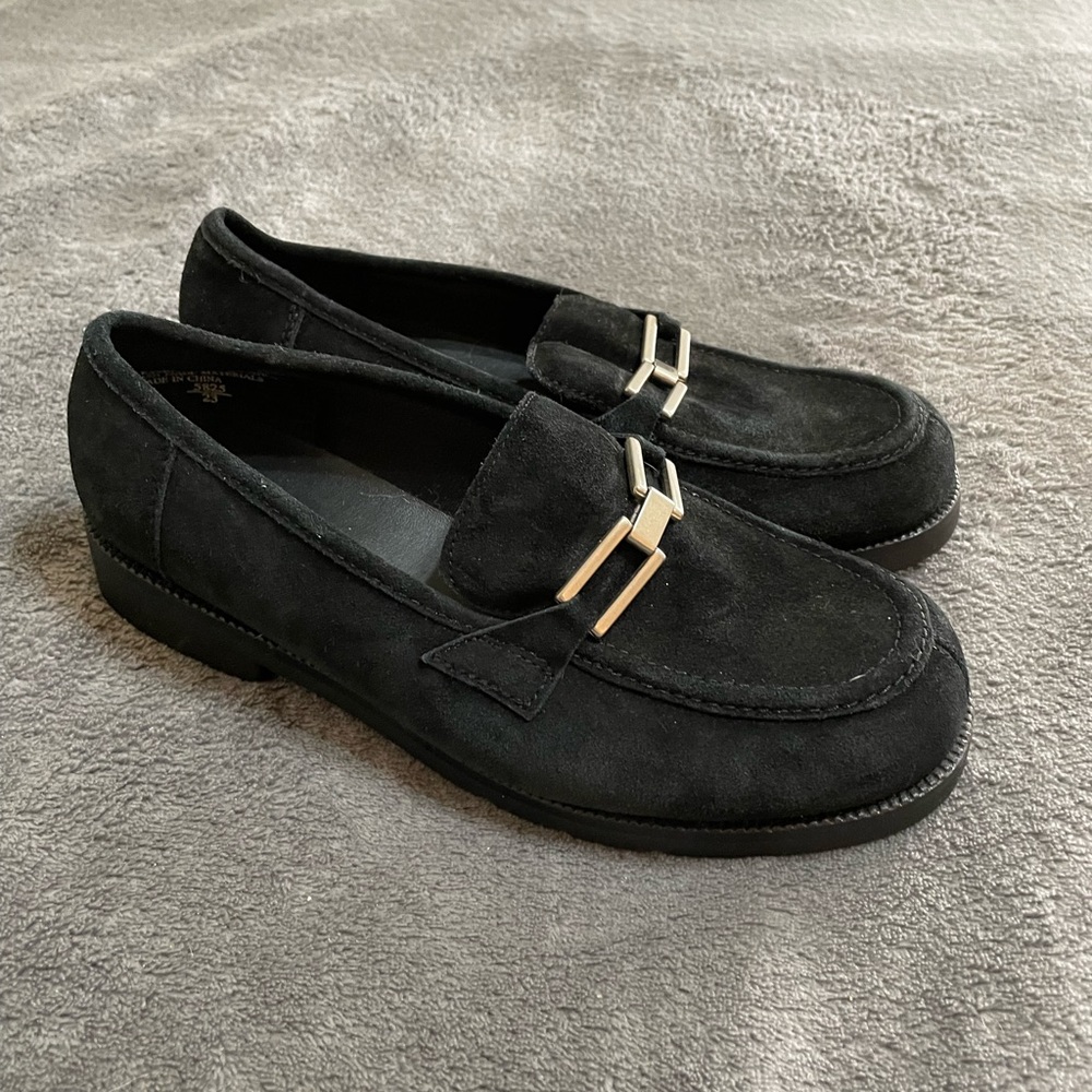 Predictions Slip On Clogs Mules